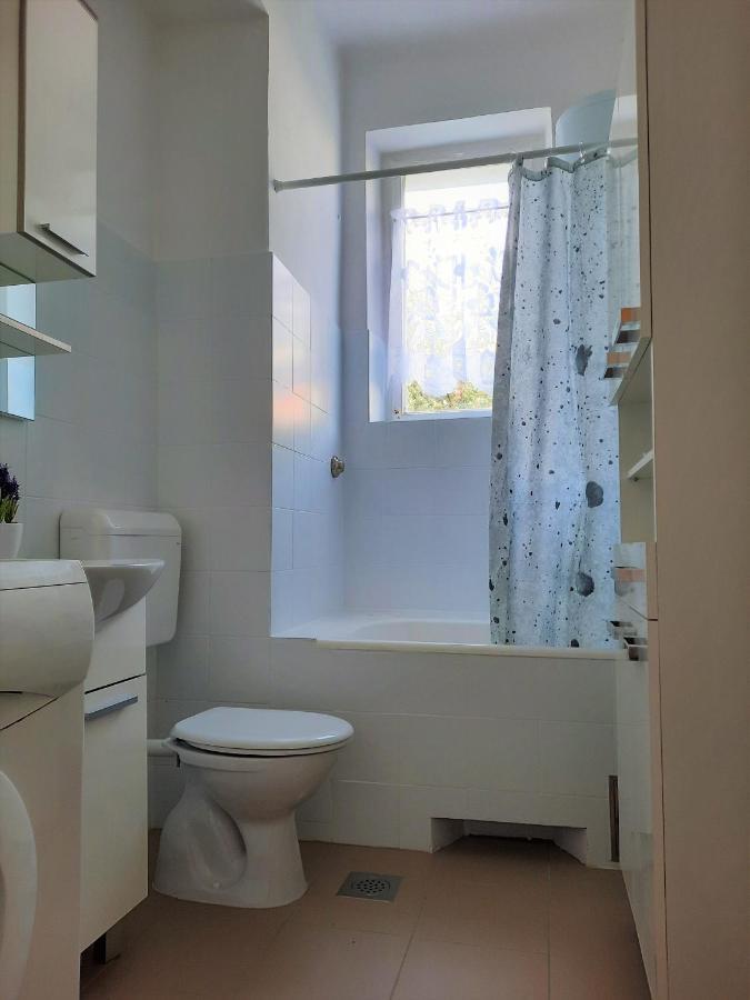 Spacious Near Old Town